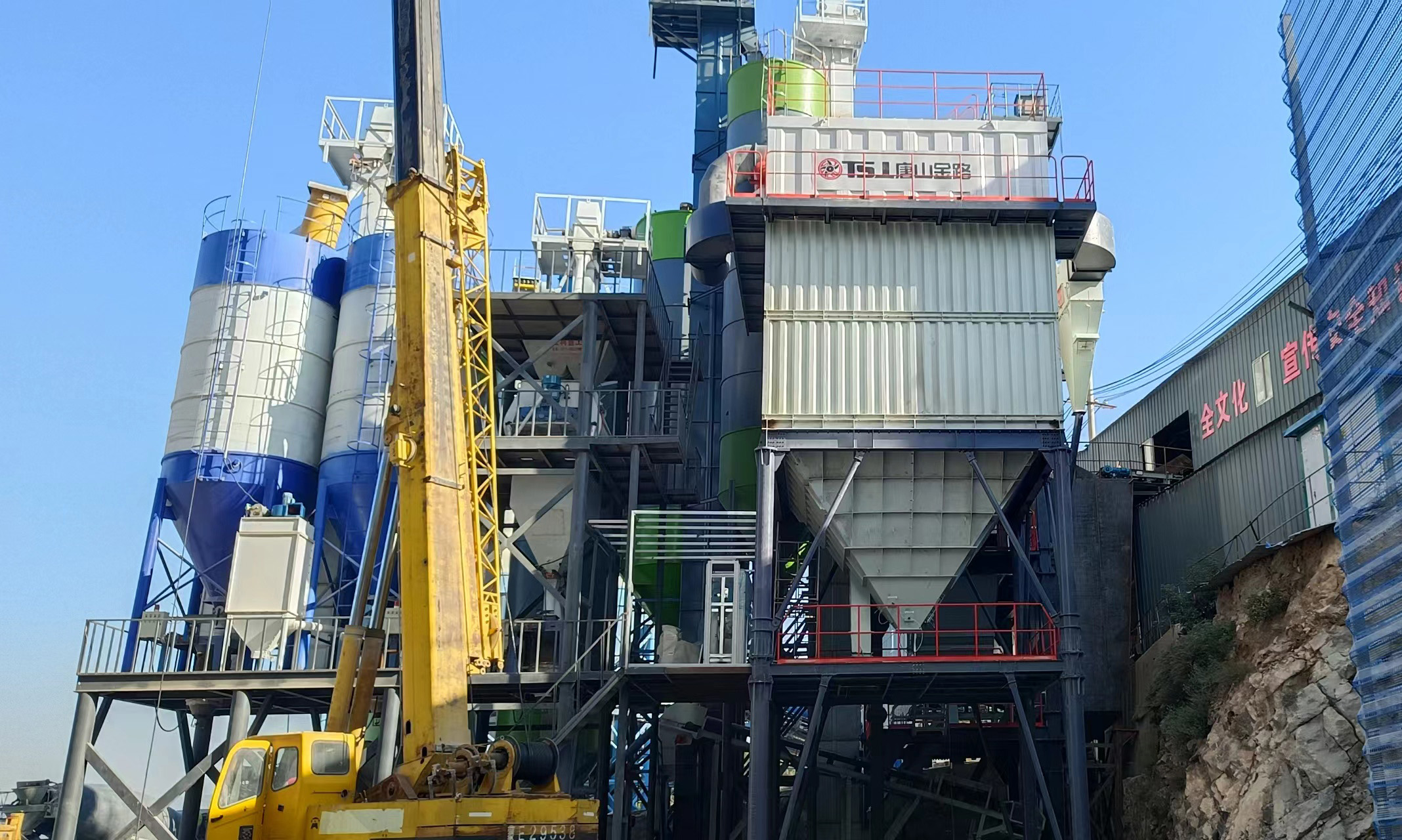 砂石企業(yè)向高質(zhì)量發(fā)展轉(zhuǎn)型，制砂樓向綠色智能化發(fā)展升級